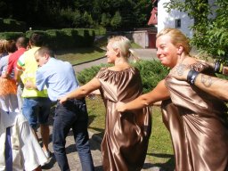 „Dzień pieczonego ziemniaka”. Spotkanie integracyjne w DPS w Jugowie. 31 sierpnia 2017r.